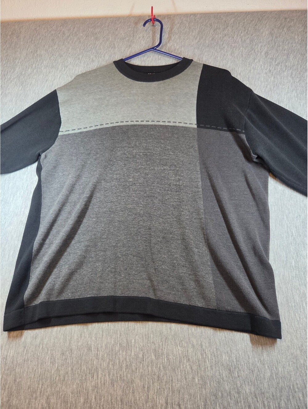 Axcess Colorblock Crew Neck Sweater Medium